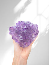 Load image into Gallery viewer, Amethyst Cupcake 10
