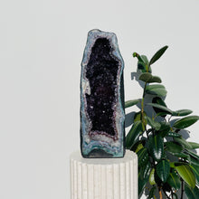 Load image into Gallery viewer, Amethyst Geode | 24.86kg
