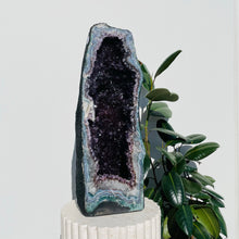 Load image into Gallery viewer, Amethyst Geode | 24.86kg
