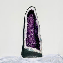 Load image into Gallery viewer, Amethyst Geode | 141 kg
